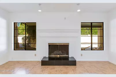 8614 E Cheryl Drive, Scottsdale, AZ 85258 - Photo 11