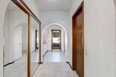 8614 E Cheryl Drive, Scottsdale, AZ 85258 - Photo 17