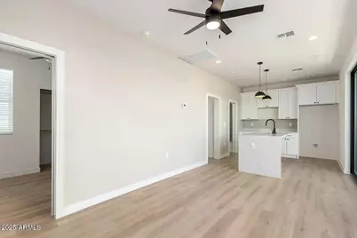 411 N 32nd Place, Phoenix, AZ 85008 - Photo 23