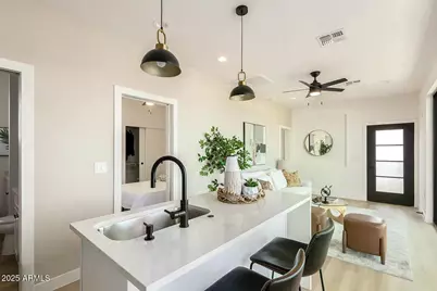 411 N 32nd Place, Phoenix, AZ 85008 - Photo 11