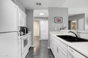 1021 S Greenfield Rd, Mesa, AZ 85206 - Photo 13