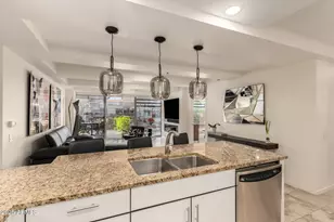 7131 E Rancho Vista Dr, Scottsdale, AZ 85251 - Photo 11