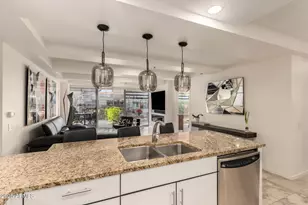 7131 E Rancho Vista Dr, Scottsdale, AZ 85251 - Photo 11