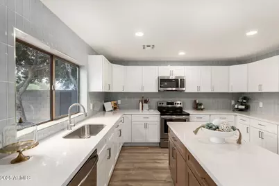 13021 W Crocus Drive, El Mirage, AZ 85335 - Photo 5