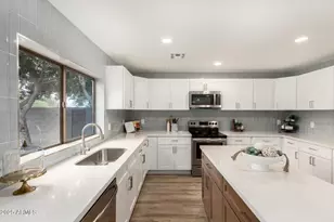 13021 W Crocus Dr, El Mirage, AZ 85335 - Photo 5