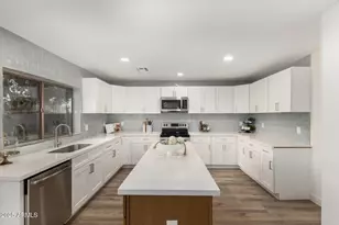 13021 W Crocus Dr, El Mirage, AZ 85335 - Photo 3