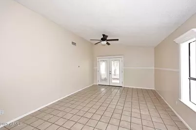 420 W Sandra Terrace, Phoenix, AZ 85023 - Photo 9