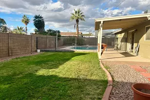 17652 N 19th Dr, Phoenix, AZ 85023 - Photo 9