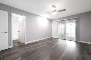 9903 W Hawthorn Dr, Sun City, AZ 85351 - Photo 13