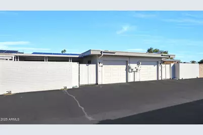 9903 W Hawthorn Drive, Sun City, AZ 85351 - Photo 35