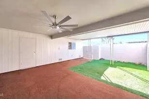 9903 W Hawthorn Dr, Sun City, AZ 85351 - Photo 33