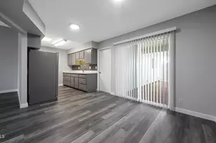 9903 W Hawthorn Dr, Sun City, AZ 85351 - Photo 5