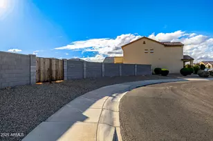 17525 W Monte Lindo Ln, Surprise, AZ 85387 - Photo 11