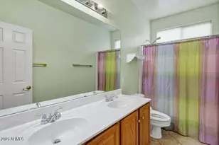 918 E Loma Vista St, Gilbert, AZ 85295 - Photo 21