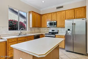 918 E Loma Vista St, Gilbert, AZ 85295 - Photo 15