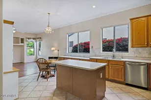 918 E Loma Vista St, Gilbert, AZ 85295 - Photo 11