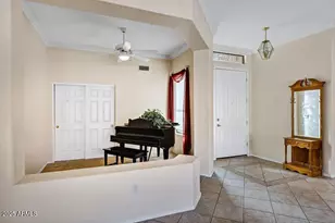 918 E Loma Vista St, Gilbert, AZ 85295 - Photo 9