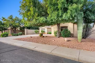 918 E Loma Vista St, Gilbert, AZ 85295 - Photo 3