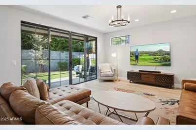 2604 N 27th Street #1, Phoenix, AZ 85008 - Photo 1