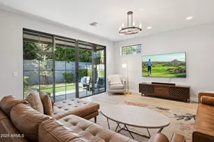 2604 N 27th St, Phoenix, AZ 85008 - Photo 1