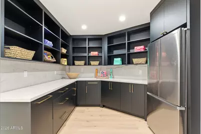 7272 N 71st Street, Paradise Valley, AZ 85253 - Photo 9