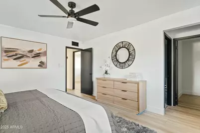 1302 W Golden Lane, Phoenix, AZ 85021 - Photo 23