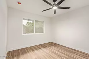 10502 W Meade Dr, Sun City, AZ 85351 - Photo 17