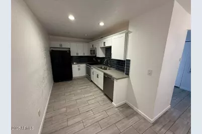 234 E Ruth Avenue #3, Phoenix, AZ 85020 - Photo 1