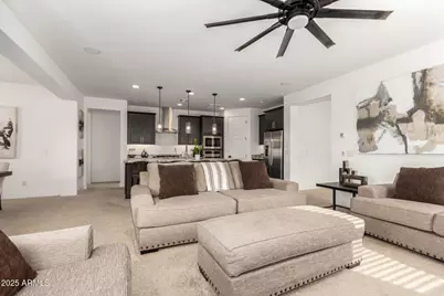 11472 N 168th Drive, Surprise, AZ 85388 - Photo 9