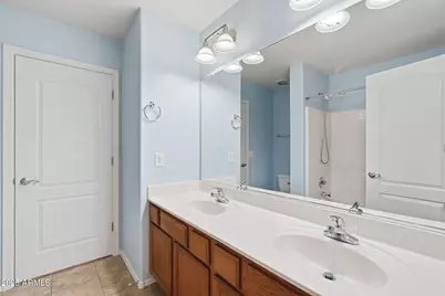 19546 N Krupps Court, Maricopa, AZ 85138 - Photo 11