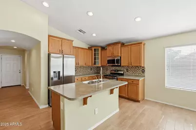 19546 N Krupps Court, Maricopa, AZ 85138 - Photo 3