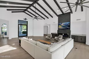 8595 E Sharon Dr, Scottsdale, AZ 85260 - Photo 35