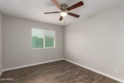 6428 W Sunnyslope Lane, Glendale, AZ 85302 - Photo 21