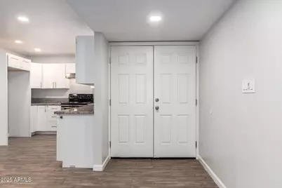 6428 W Sunnyslope Lane, Glendale, AZ 85302 - Photo 5