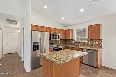 42346 W Sunland Drive, Maricopa, AZ 85138 - Photo 15