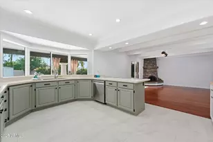 7835 E Cannon Dr, Scottsdale, AZ 85258 - Photo 17