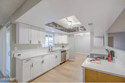 4733 W Hayward Avenue, Glendale, AZ 85301 - Photo 13