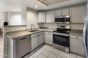 10410 N Cave Creek Rd, Phoenix, AZ 85020 - Photo 5