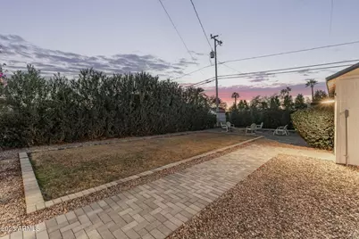 2246 N Laurel Avenue, Phoenix, AZ 85007 - Photo 35
