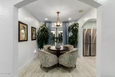 2246 N Laurel Avenue, Phoenix, AZ 85007 - Photo 13