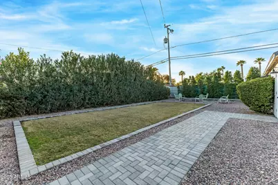 2246 N Laurel Avenue, Phoenix, AZ 85007 - Photo 47