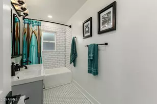 2246 N Laurel Ave, Phoenix, AZ 85007 - Photo 23