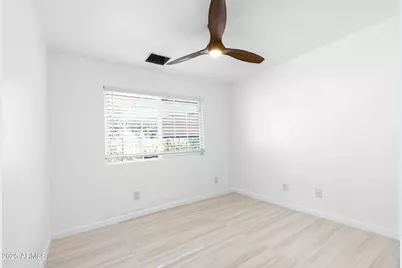 4401 W McRae Way, Glendale, AZ 85308 - Photo 11