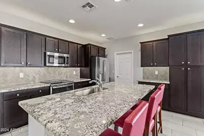 3739 Goldmine Canyon Way, Wickenburg, AZ 85390 - Photo 13