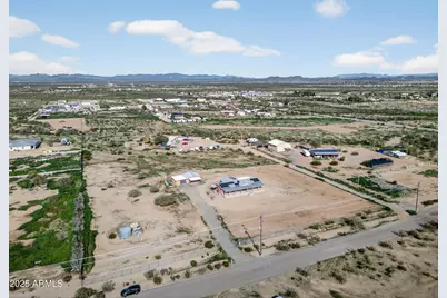 19624 W Pinnacle Peak Road, Surprise, AZ 85387 - Photo 15