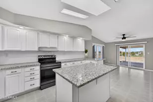 19624 W Pinnacle Peak Rd, Surprise, AZ 85387 - Photo 37