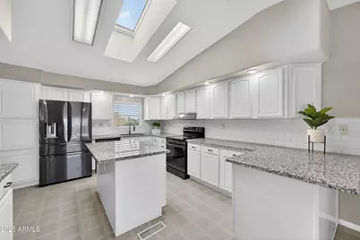 19624 W Pinnacle Peak Road, Surprise, AZ 85387 - Photo 35