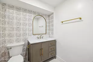 1216 W Rovey Ave, Phoenix, AZ 85013 - Photo 29