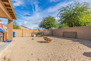 22613 W Desert Bloom St, Buckeye, AZ 85326 - Photo 31