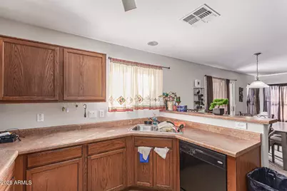 22613 W Desert Bloom Street, Buckeye, AZ 85326 - Photo 11